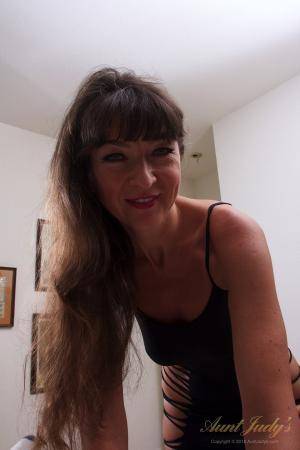 Original 1066 px/ 1600 px