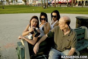 Original 800 px/ 532 px