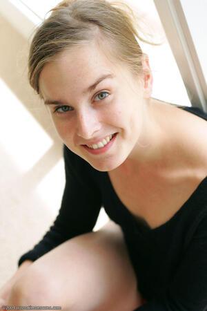 Original 854 px/ 1280 px