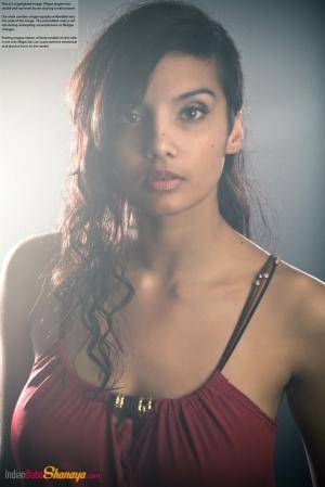 Original 683 px/ 1024 px