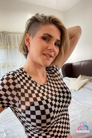 Original 2000 px/ 3000 px