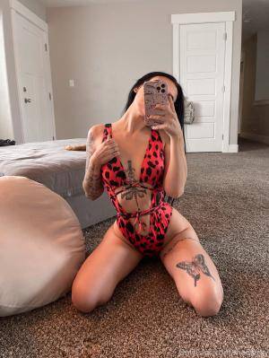 Original 1932 px/ 2576 px