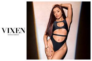 Original 3000 px/ 2000 px