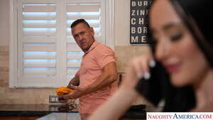 Original 2500 px/ 1406 px