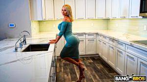 Original 2000 px/ 1125 px