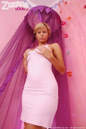 Original 684 px/ 1030 px