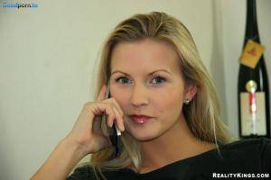 Original 1280 px/ 854 px