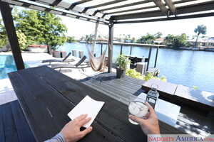 Original 2500 px/ 1667 px