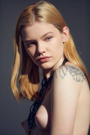 Original 853 px/ 1280 px