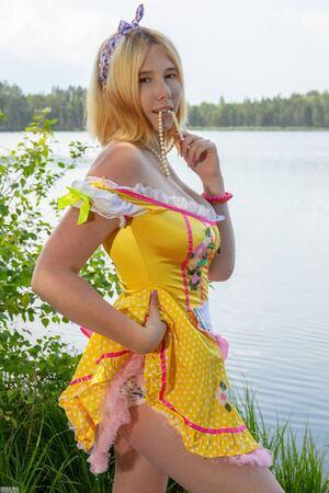 Original 854 px/ 1280 px