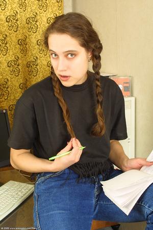 Original 682 px/ 1024 px