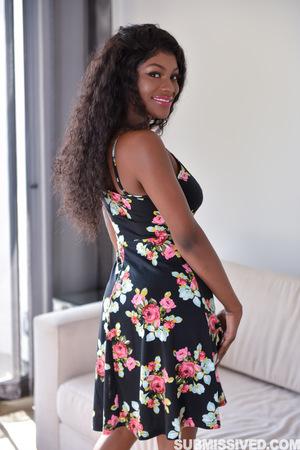 Original 900 px/ 1349 px