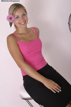 Original 682 px/ 1024 px