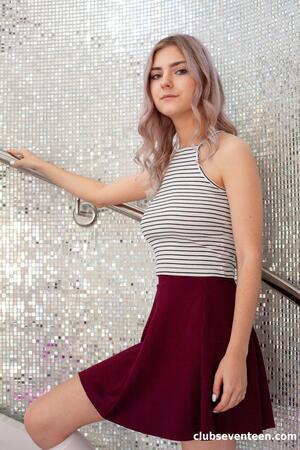 Original 2667 px/ 4000 px