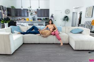 Original 8192 px/ 5464 px