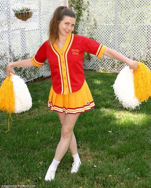 Original 819 px/ 1024 px