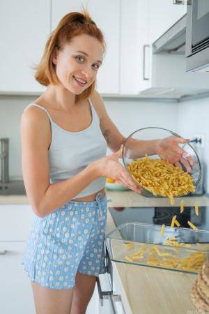 Original 5000 px/ 7500 px