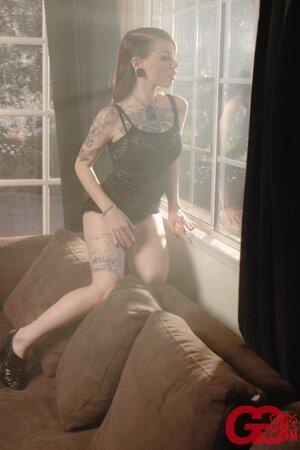 Original 853 px/ 1280 px