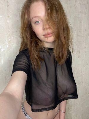 Original 959 px/ 1280 px