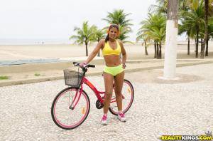 Original 3840 px/ 2542 px