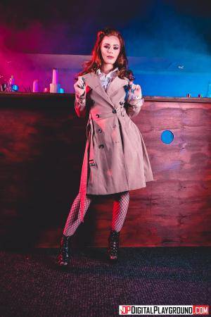 Hole of Glory, Antonia Sainz, Cayla Lyons, Ella Hughes