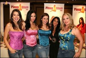 Original 1600 px/ 1070 px