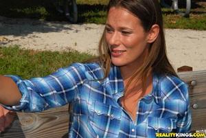 Original 3840 px/ 2568 px