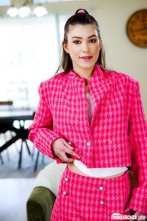 #FamilyStrokes - Ali Jones - Shes Bored, But Her Stepdad Will Keep Her Mouth Busy