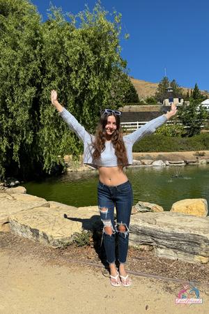 Original 2000 px/ 3000 px