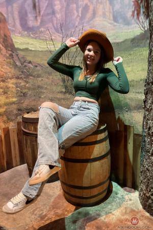 Original 2000 px/ 3000 px