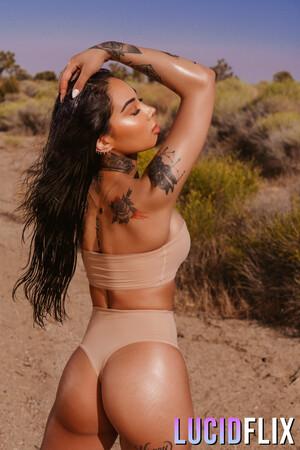 Original 2000 px/ 3000 px