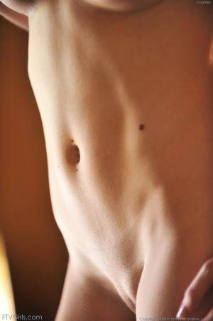 Original 1064 px/ 1600 px