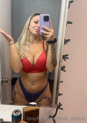 Original 686 px/ 968 px