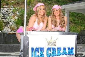 Original 900 px/ 600 px