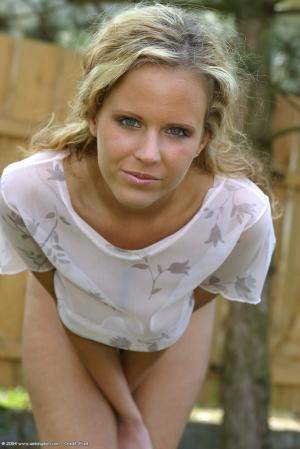 Original 683 px/ 1024 px