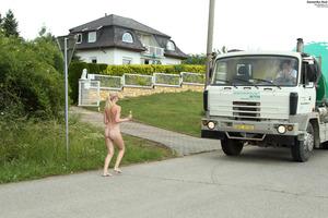 Original 4583 px/ 3055 px