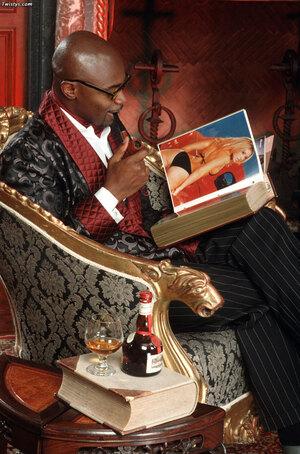 Original 740 px/ 1120 px