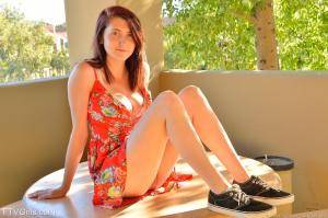 Original 1600 px/ 1064 px