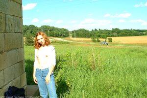 Original 973 px/ 645 px