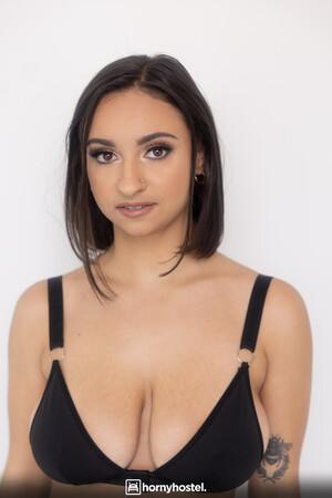 Original 2561 px/ 3840 px