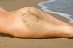 Original 2048 px/ 1363 px