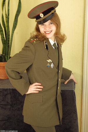 Original 682 px/ 1024 px