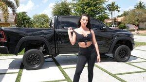 Original 3840 px/ 2159 px