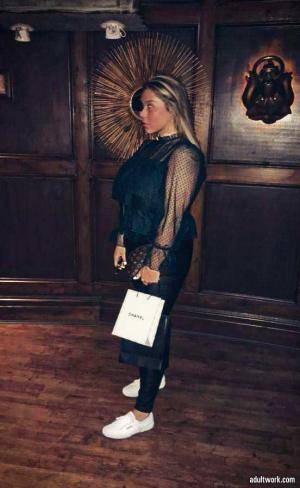 Original 552 px/ 898 px