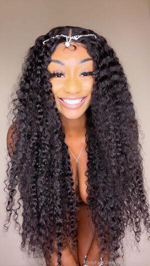 Original 1284 px/ 2282 px