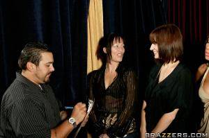 Original 900 px/ 599 px