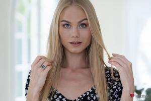 Original 2999 px/ 2000 px