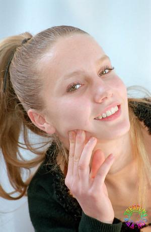 Original 768 px/ 1174 px