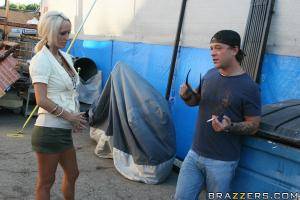 Original 900 px/ 600 px