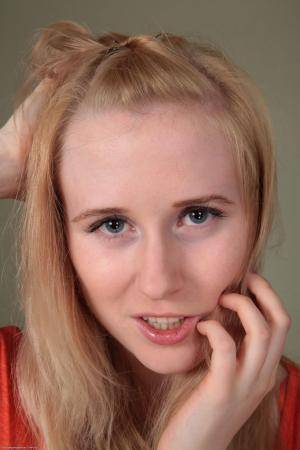 Original 682 px/ 1024 px